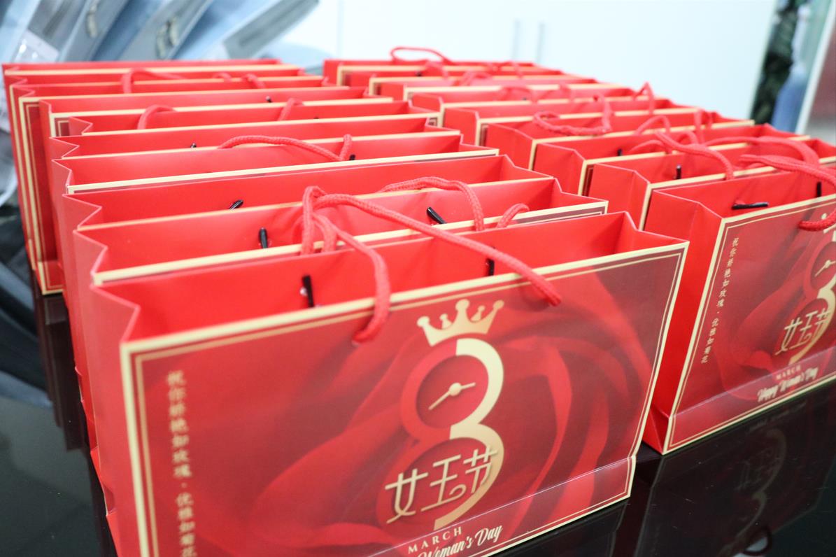 精一信息庆“三八”活动掠影